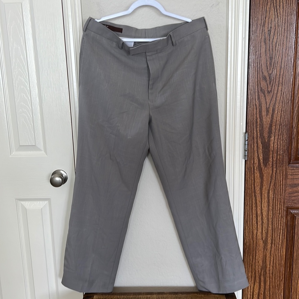 Perry Ellis men’s dress pants